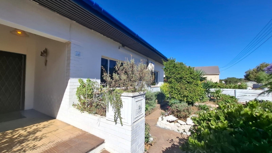 3 Bedroom Property for Sale in Heidelberg Western Cape